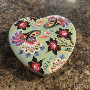 Brighton Heart Tin with Floral Motif